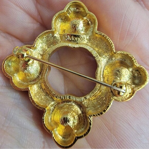 #Vintage Signed #Monet #Brooch Garnet Ruby Stones Golden Black Enamel Excellent - Picture 4 of 6